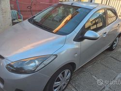 Grigio Usata 2008 Mazda 2 Tre volumi | 1800 €