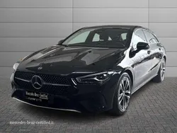 Nero notte Usata 2024 Mercedes CLA180 Advanced Tre volumi | 30.850 € (Ottimo prezzo)