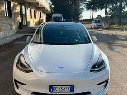 Bianco Usata 2020 Tesla Model 3 Tre volumi | 21.800 € (Ottimo prezzo)