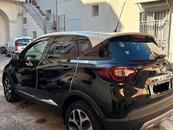 Nero Usata 2018 Renault Captur SUV | 14.300 € (Cara)