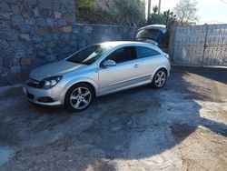 Grigio Usata 2005 Opel Astra GTC Coupé | 1999 €