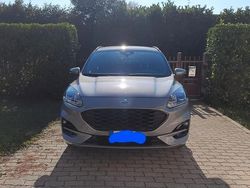 Argento Usata 2023 Ford Kuga ST-Line SUV | 26.000 € (Cara)