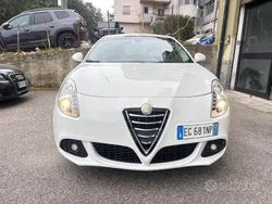 Bianco Usata 2011 Alfa Romeo Giulietta Distinctive Due volumi | 5490 € (Ottimo prezzo)