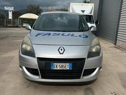 Usata 2011 Renault Scénic III Monovolume | 2500 € (Buon prezzo)
