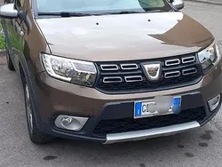 Bronzo Usata 2020 Dacia Sandero Stepway Due volumi | 8900 € (Ottimo prezzo)