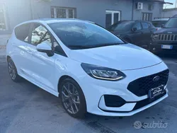 Bianco Nuova 2024 Ford Fiesta ST-Line Due volumi | 16.900 € (Ottimo prezzo)