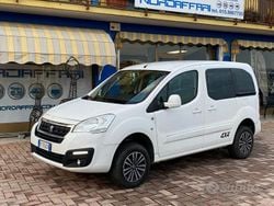 Bianco Usata 2018 Peugeot Partner Tepee Active Monovolume | 14.800 € (Molto cara)