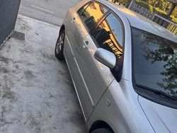 Usata 2005 Toyota Corolla Tre volumi | 3000 € (Cara)