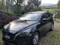 Usata 2016 Mazda 2 Evolve Tre volumi | 9000 €