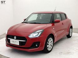 Rosso Usata 2020 Suzuki Swift Cool Tre volumi | 13.900 € (Buon prezzo)