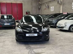 Nero Usata 2011 Renault Mégane III Authentique Tre volumi | 2850 € (Ottimo prezzo)