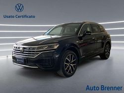 Deep black perlato Usata 2022 VW Touareg Elegance SUV | 54.900 € (Cara)