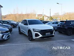 Bianco perla Usata 2024 Audi Q8 Sportback e-tron S-Line SUV | 79.500 €