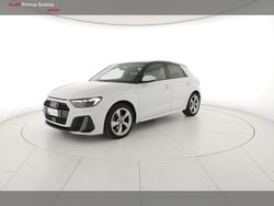 Bianco ghiacciaio metallizzato Usata 2025 Audi A1 Sportback S-Line Due volumi | 26.900 € (Ottimo prezzo)