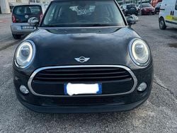Nero Usata 2016 Mini Cooper D Due volumi | 5499 € (Buon prezzo)