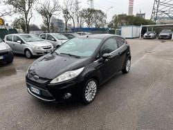 Nero Usata 2009 Ford Fiesta Titanium Due volumi | 3000 € (Ottimo prezzo)