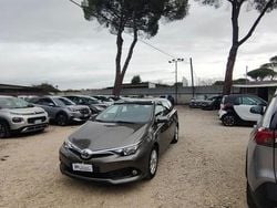 Grigio Usata 2018 Toyota Auris Hybrid Station wagon | 14.900 € (Molto cara)