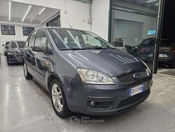 Grigio Usata 2004 Ford C-MAX Ghia Monovolume | 1300 € (Buon prezzo)