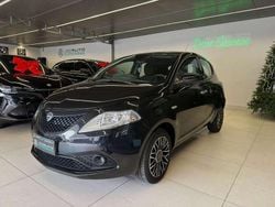 Nero Usata 2019 Lancia Ypsilon Gold Due volumi | 9700 € (Buon prezzo)