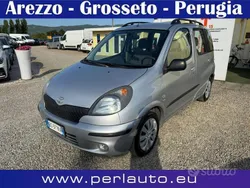 Argento(met.) Usata 2001 Toyota Yaris Verso Sol Monovolume | 3400 € (Buon prezzo)