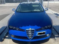 Blu/azzurro Usata 2005 Alfa Romeo 159 Distinctive Tre volumi | 2200 € (Buon prezzo)