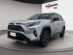 Silver met/deep black met Usata 2021 Toyota RAV4 Hybrid Style SUV | 28.900 € (Super prezzo)
