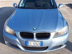 Grigio Usata 2010 BMW 320 Station wagon | 4700 € (Molto cara)