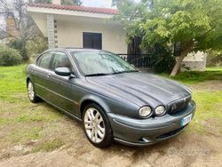 Verde Usata 2001 Jaguar X-type Tre volumi | 2900 € (Buon prezzo)