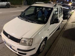 Bianco Usata 2011 Fiat Panda Active Tre volumi | 3800 € (Super prezzo)