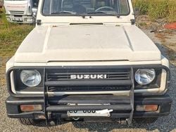 Bianco Usata 1987 Suzuki Samurai SUV | 2300 €