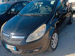 Nero Usata 2010 Opel Corsa Club Tre volumi | 2800 €