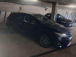 Usata 2014 Toyota Auris Hybrid Active Station wagon | 9500 € (Buon prezzo)