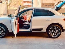 Usata 2015 Porsche Macan S SUV | 38.900 € (Molto cara)