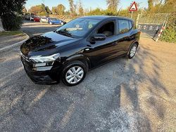 Nero Usata 2023 Dacia Sandero Tre volumi | 12.900 €