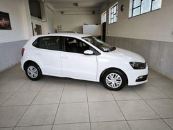 Bianco Usata 2016 VW Polo Trendline Tre volumi | 7490 € (Buon prezzo)