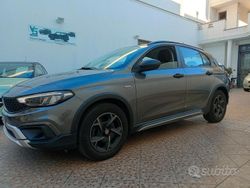 Grigio Usata 2021 Fiat Tipo Cross Tre volumi | 16.500 € (Buon prezzo)