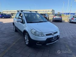 Bianco Usata 2011 Fiat Sedici Emotion SUV | 5900 € (Buon prezzo)