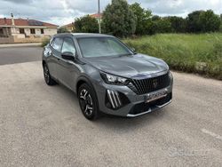 Grigio Usata 2024 Peugeot 2008 Allure SUV | 19.500 € (Ottimo prezzo)