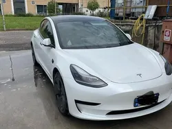 Usata 2021 Tesla Model 3 Tre volumi | 19.500 € (Super prezzo)