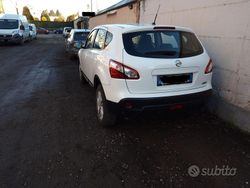 Bianco Usata 2012 Nissan Qashqai Visia SUV | 5650 € (Buon prezzo)