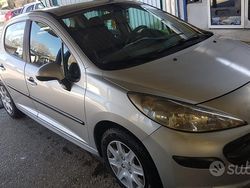 Grigio Usata 2007 Peugeot 207 Tre volumi | 1000 € (Ottimo prezzo)