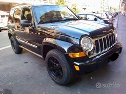 Nero Usata 2007 Jeep Cherokee SUV | 4800 €