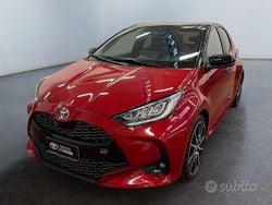 Rosso Usata 2024 Toyota Yaris Hybrid Sport Tre volumi | 23.900 € (Buon prezzo)