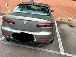 Grigio Usata 2006 Alfa Romeo 159 Tre volumi | 1500 € (Ottimo prezzo)