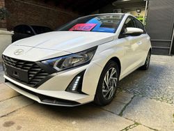 Bianco Usata 2024 Hyundai i20 Tre volumi | 17.999 € (Buon prezzo)