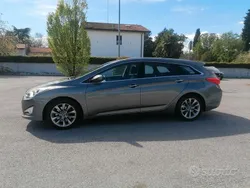 Grigio Usata 2015 Hyundai i40 Comfort Station wagon | 7400 € (Buon prezzo)