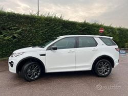 Bianco Usata 2017 Land Rover Discovery 5 Dynamic SUV | 21.000 €