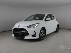 Bianco Usata 2021 Toyota Yaris Hybrid Trend Tre volumi | 15.300 € (Ottimo prezzo)