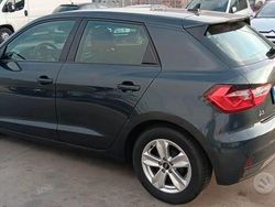 Grigio Usata 2020 Audi A1 Sportback Due volumi | 16.900 € (Buon prezzo)