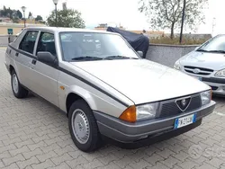 Alfa Romeo 75